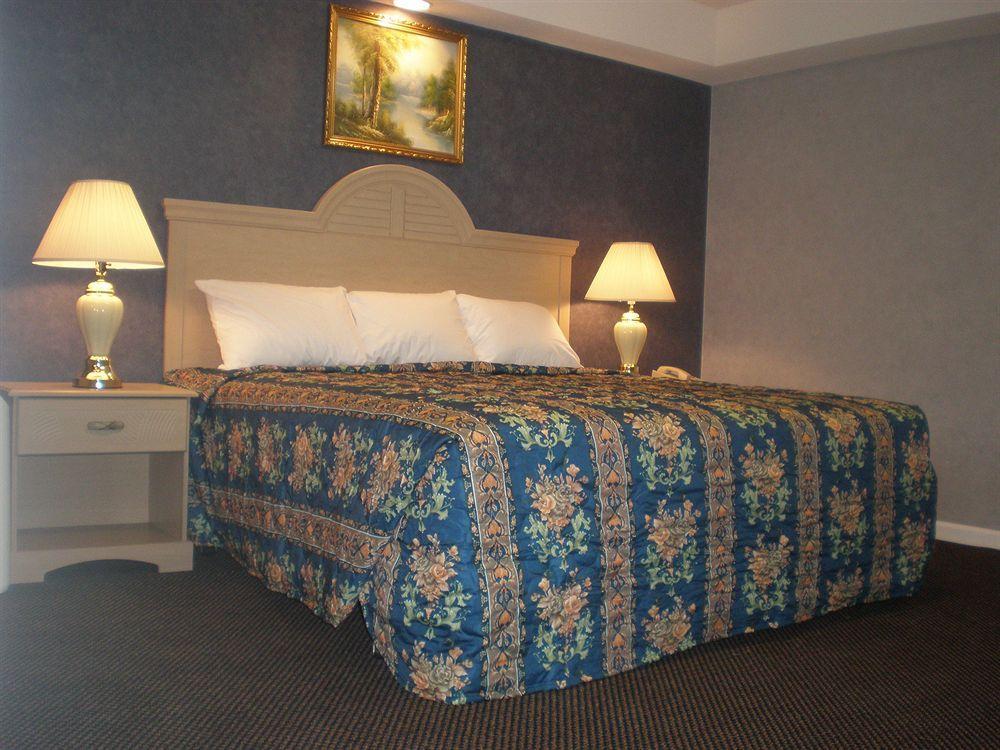 Village Inn & Suites - Smithville Экстерьер фото