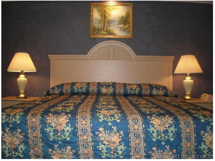 Village Inn & Suites - Smithville Экстерьер фото