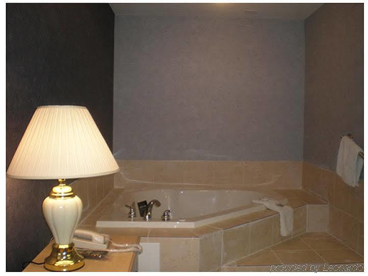 Village Inn & Suites - Smithville Экстерьер фото