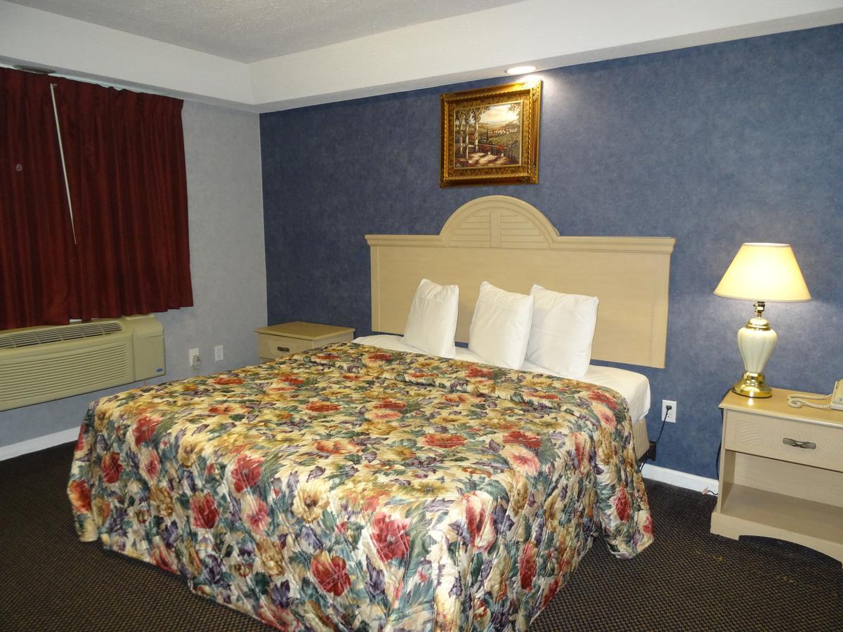 Village Inn & Suites - Smithville Экстерьер фото